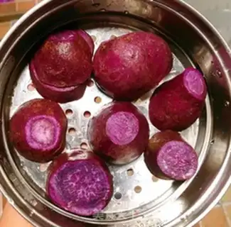 Make Potato pine sushi step 1