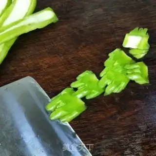 Make The beanfish fried the bitter melon step 4