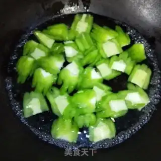 Make The beanfish fried the bitter melon step 6