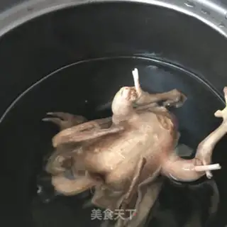 Make Worm grass and pigeon soup step 3