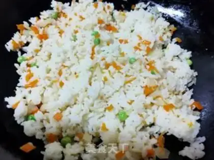 Make Egg fried rice step 5