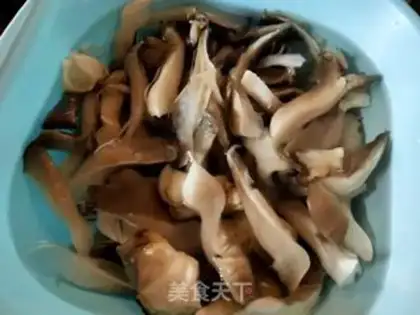Make Mushroom fried meat step 1