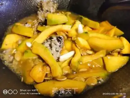 Make Pumpkin with mushrooms step 3