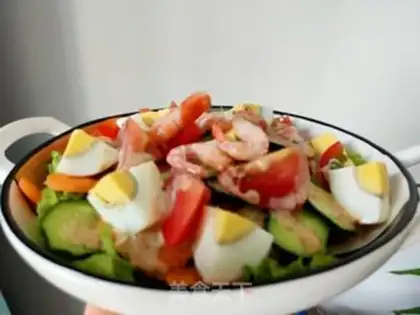 Make Arctic shrimp vegetable salad step 7