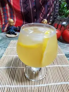Make Cold and green tea and lemonade step 5