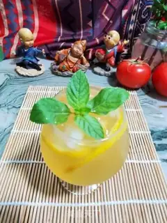 Make Cold and green tea and lemonade step 6