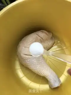 Make Hot cabbage steamed chicken legs step 1