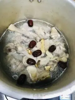 Make Pumpkin chicken soup step 4