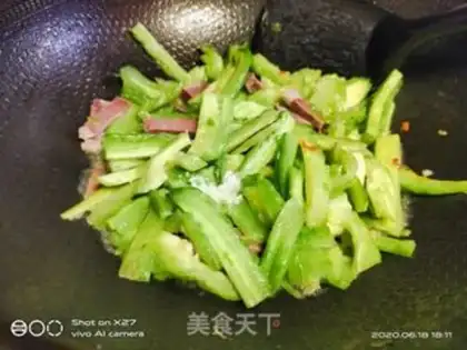 Make Ham and bitter melon step 6