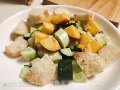 Make Bread cucumber salad step 2