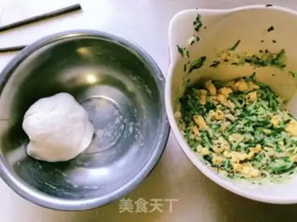 Make cucumber eggs fried step 0