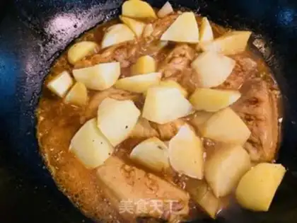 Make Pyramid chicken wings burning potatoes step 5