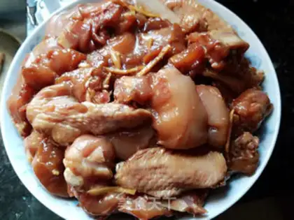 Make A chicken with red dates step 6