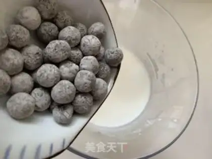 Make Pearl milk tea step 6