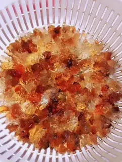 Make Peach glue silver spoon step 1