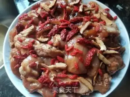 Make A chicken with red dates step 9