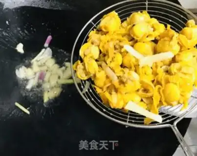 Make The peppers, the red meat step 6