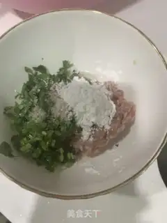 Make Spinach meatball soup step 0