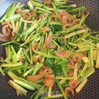 Make Piggy-skinned celery step 4