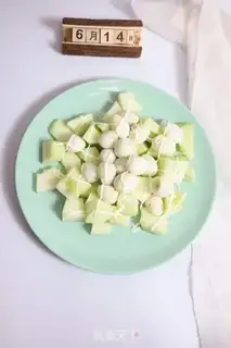 Make Quail egg cucumber salad step 3