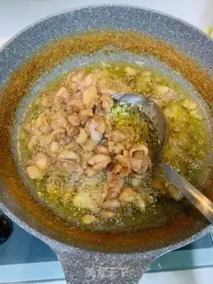 Make Spicy chicken step 4