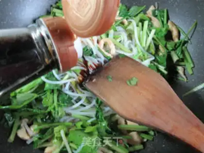 Make Celery chicken gravy step 8