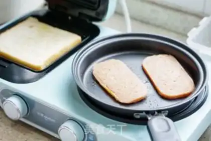 Make Bread cake breakfast step 1