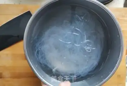 Make A cold, bitter melon step 0