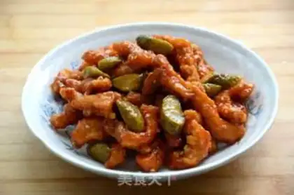 Make The cucumbers, the sweet chicken chest step 9