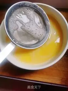 Make Dry prawn eggs step 1