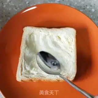Make Caramel cheese sandwich step 1