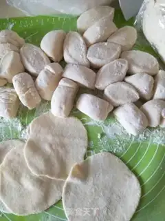 Make Onion buns step 3