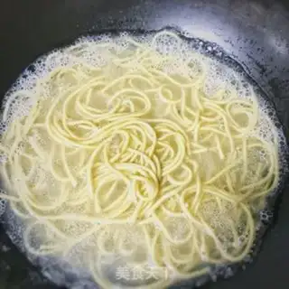 Make Hot dry noodles step 10