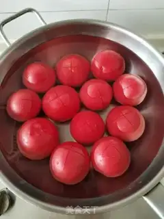 Make Tomato cans step 1