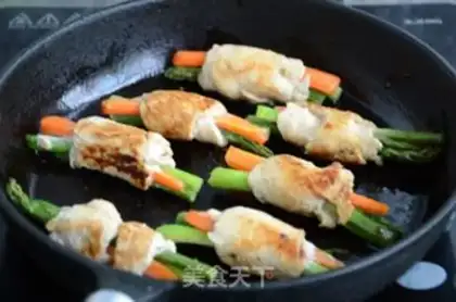 Make Chicken rolls step 5