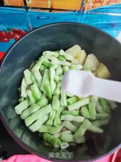 Make Five bouquets and potatoes step 10