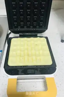 Make original waffles step 7