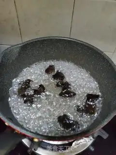Make The cucumber with the pig