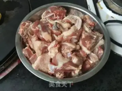 Make Potato red duck legs step 0