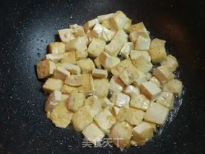 Make Tomato fried tofu step 4