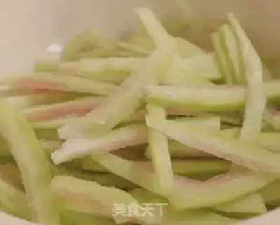 Make A watermelon step 1