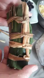 Make Scarecrow tie-ups step 8