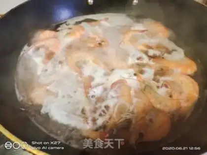 Make Shrimp onions step 1