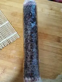 Make The eel cucumber sushi step 4
