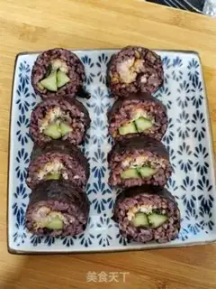 Make The eel cucumber sushi step 5