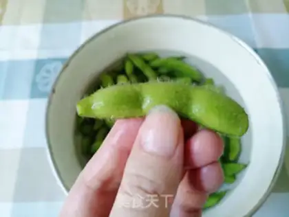 Make Salt-water beans step 1