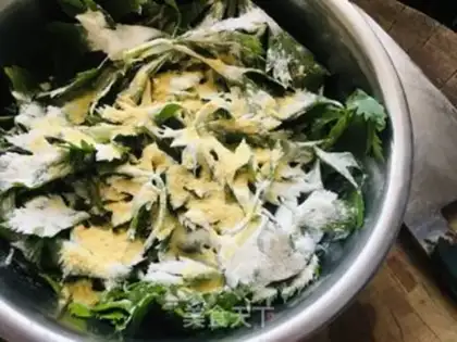Make Celery leaves step 1