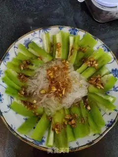 Make A fan of silk melons step 8
