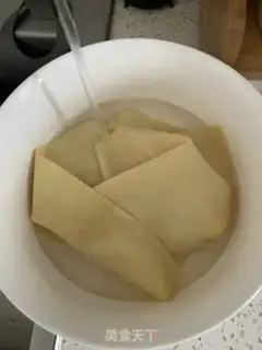 Make A bean-skin snack step 0