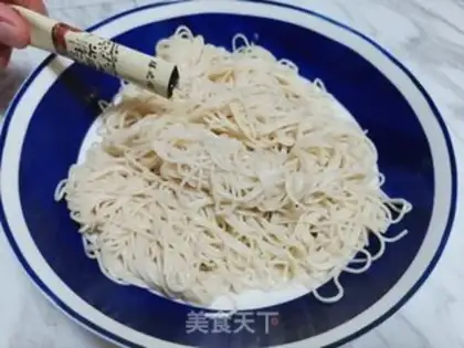 Make Pyramid noodles step 1